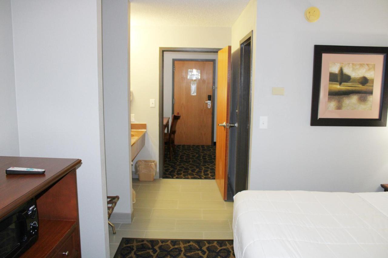 Greenlight Inn & Suites St James Saint James Exterior foto