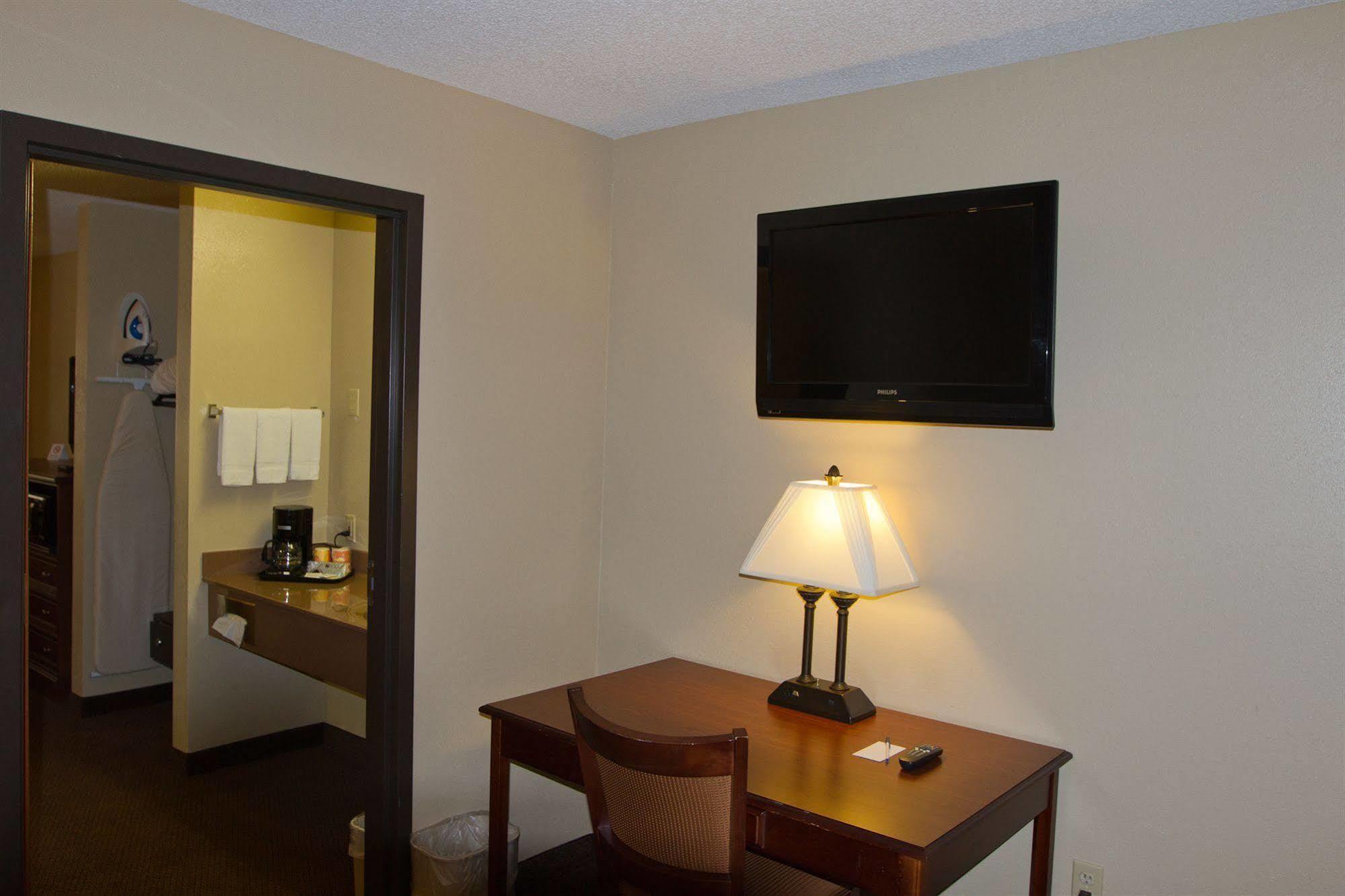 Greenlight Inn & Suites St James Saint James Exterior foto